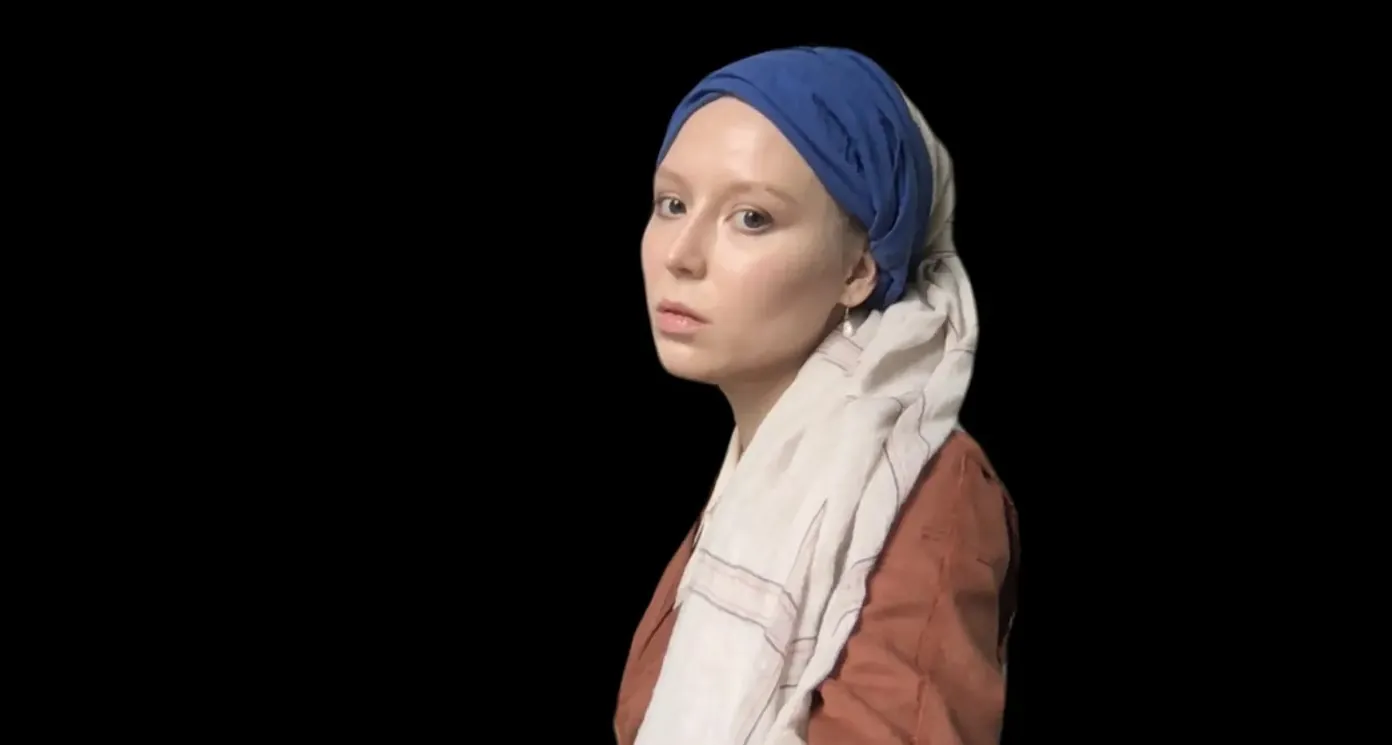 Zoom carnival — Girl with a Pearl Earring tableau vivant